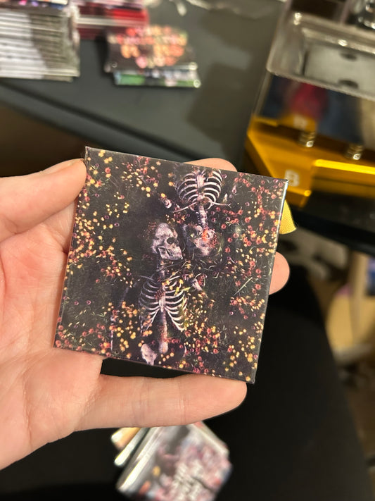 Skeleton Floral Magnet 7/9 BD TAT